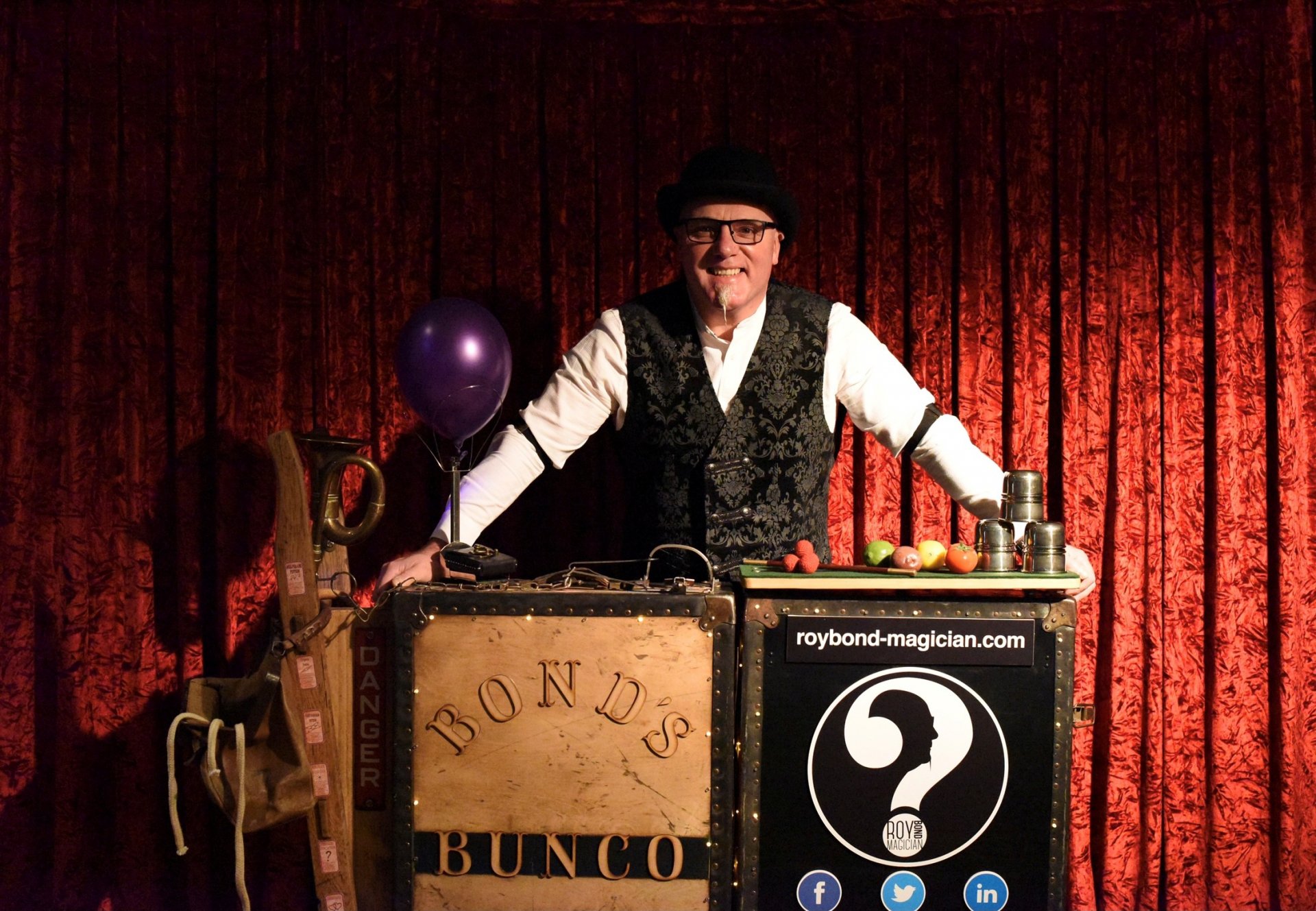 Welcome to the new official website of Roy Bond Magician M.M.C. and my first blog!